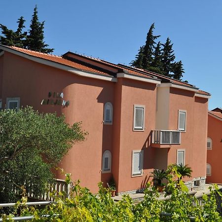 Apartments Sulekic Свети-Филип-и-Яков Экстерьер фото